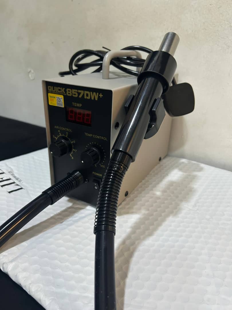 QUICK 857DW (Rework station)